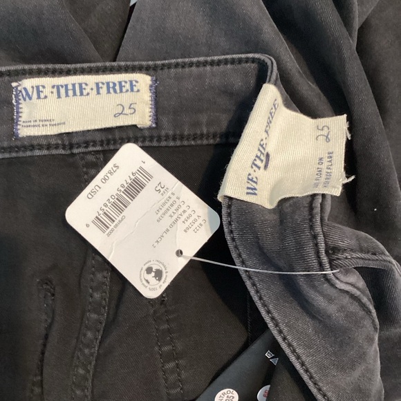 Free People We The Free Just Float On High Rise Flare Jeans Size 25 Washed Black - Picture 6 of 7